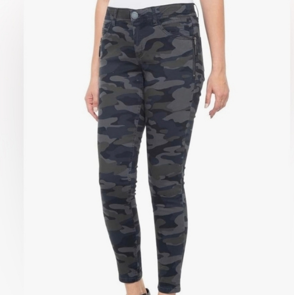 Democracy "Ab" solution camo print jeans
